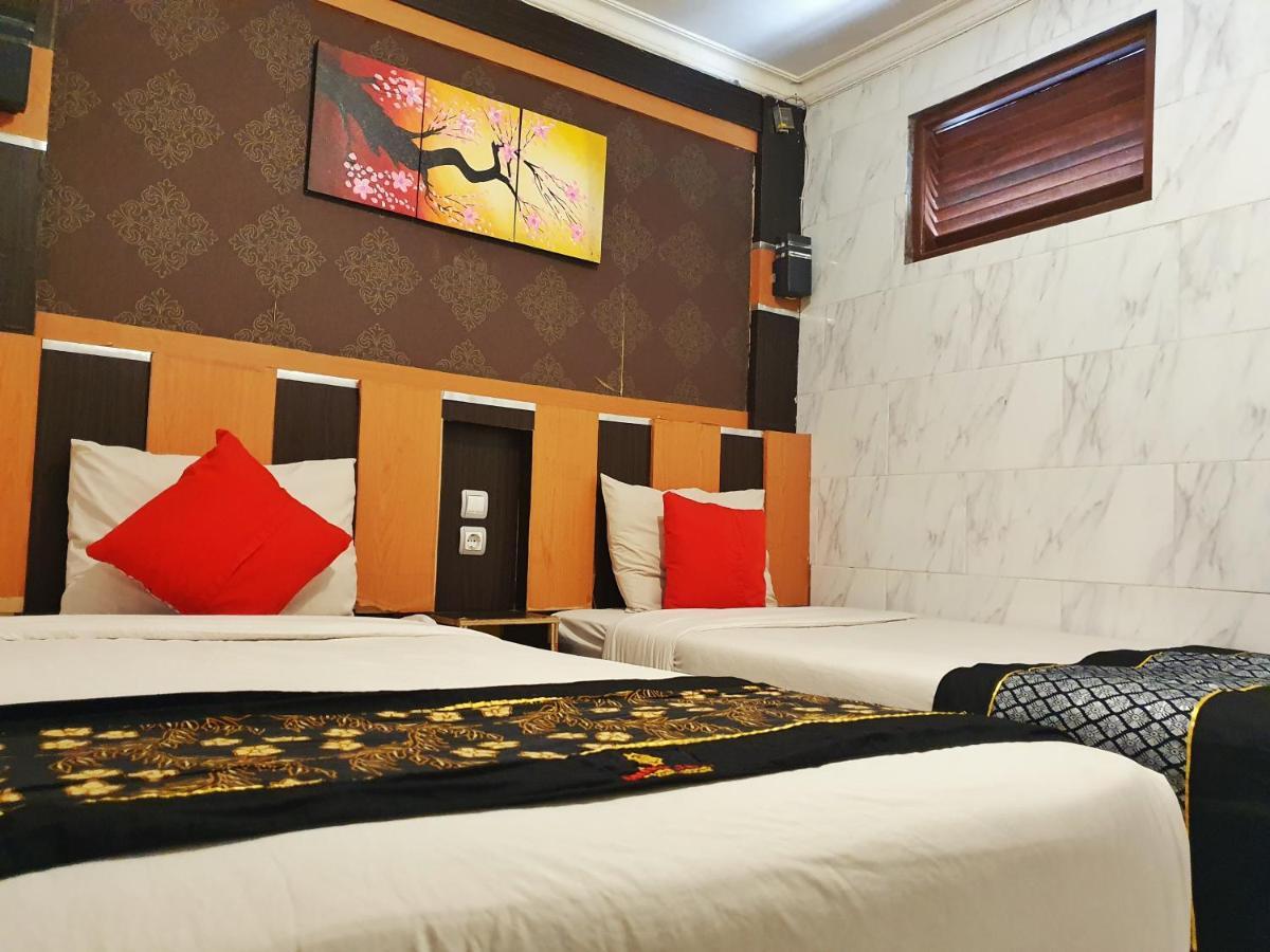 Oyo 822 Hotel Mukti Jaya Purwokerto Exterior photo